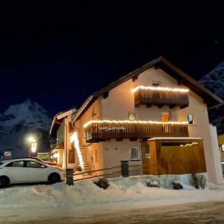 Haus Silvretta Apartment Galtuer Exterior photo