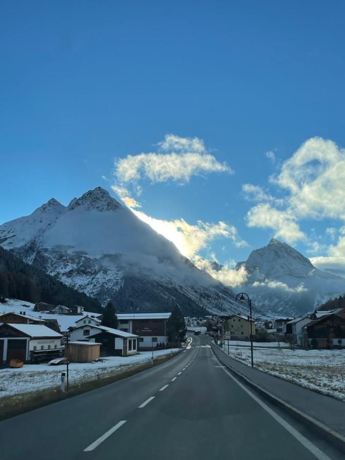 Haus Silvretta Apartment Galtuer Exterior photo
